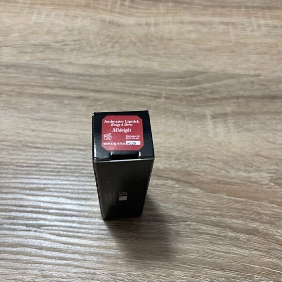 Illamasqua BNIB True Red Matte/Satin Long Wearing Antimatter Lipstick Midnight - Picture 4 of 4